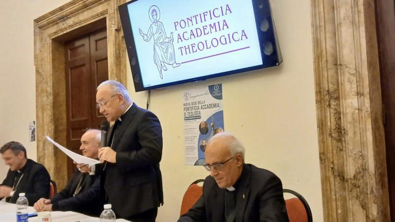 Архієпископ Пенья Парра: створення контекстуального богослов'я - Vatican News